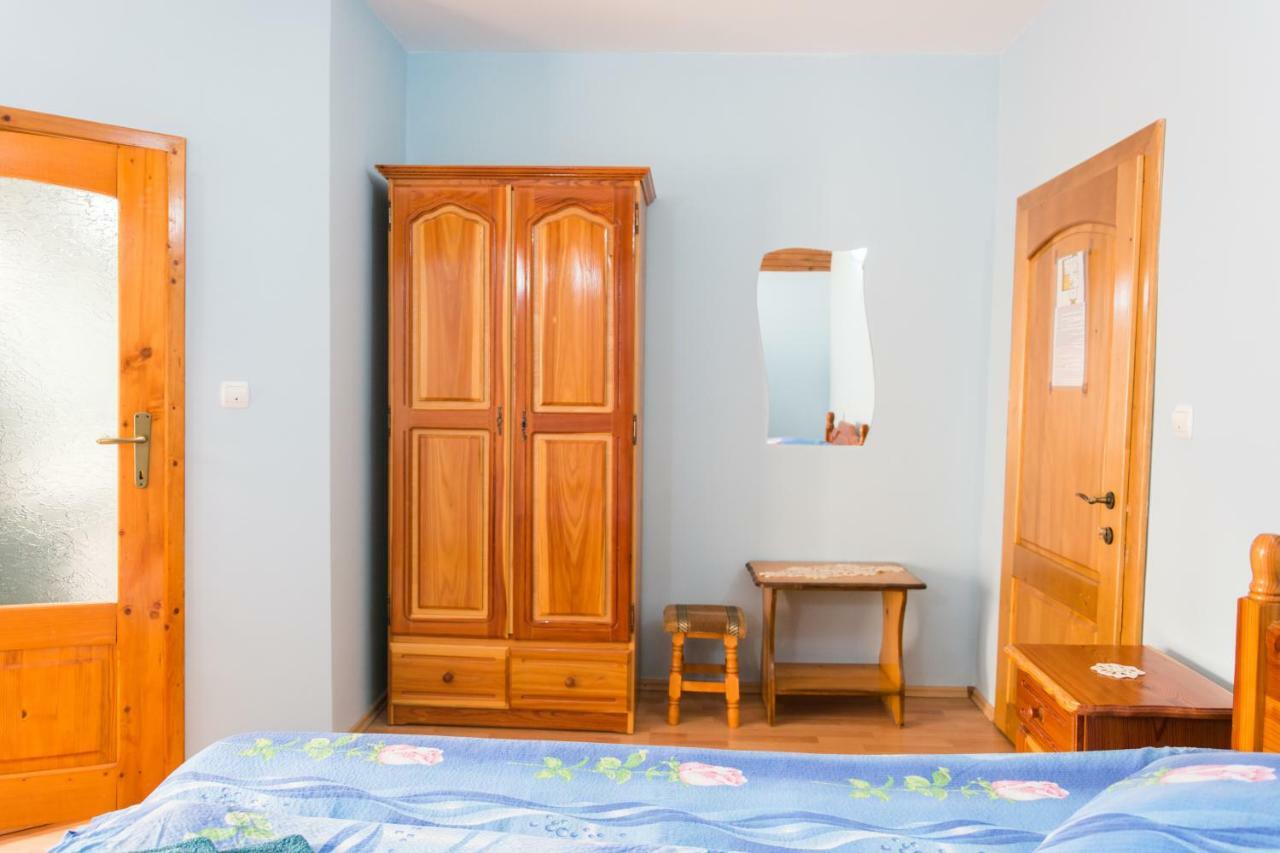 Casa Rares Sucevita Exteriér fotografie